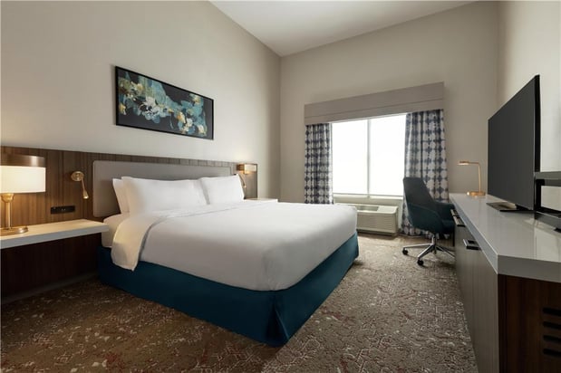 Images Hilton Garden Inn Riverhead