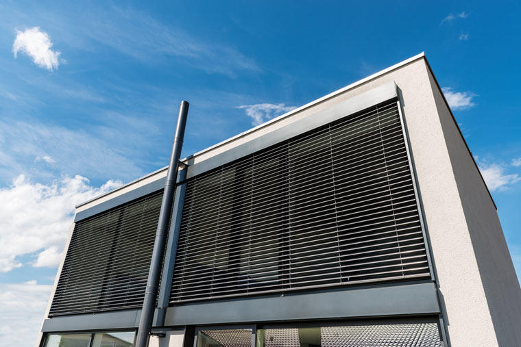 Fassadendekoration Hofmeier | Rollläden Markisen & Sonnenschutz