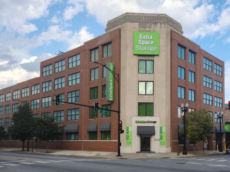 Images Extra Space Storage