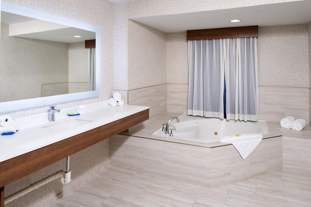 Images Holiday Inn Express & Suites Los Angeles Downtown West by IHG