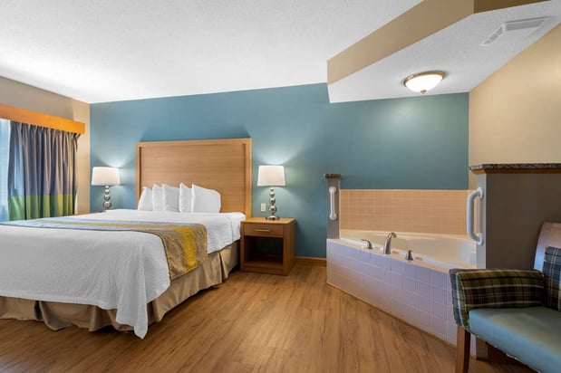 Images Best Western Plus Executive Court Inn & Conference Center