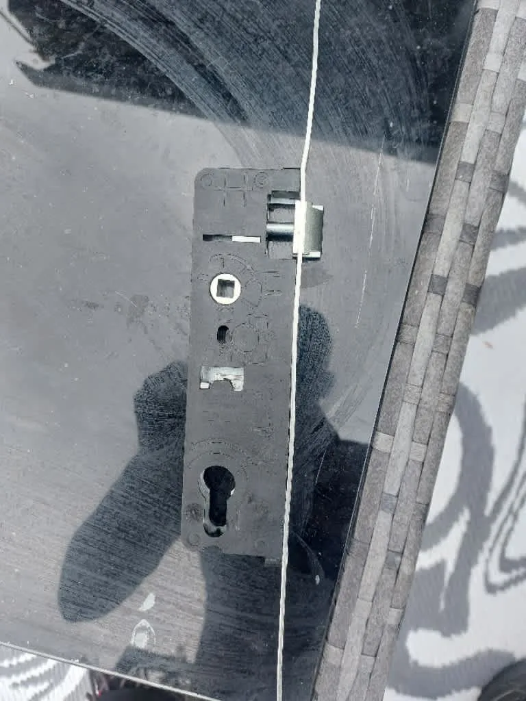 Images Revolution Locksmith Merseyside