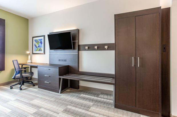 Images Holiday Inn Express & Suites Ottawa by IHG