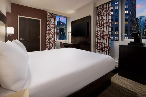Images Hilton Garden Inn New York/Times Square Central