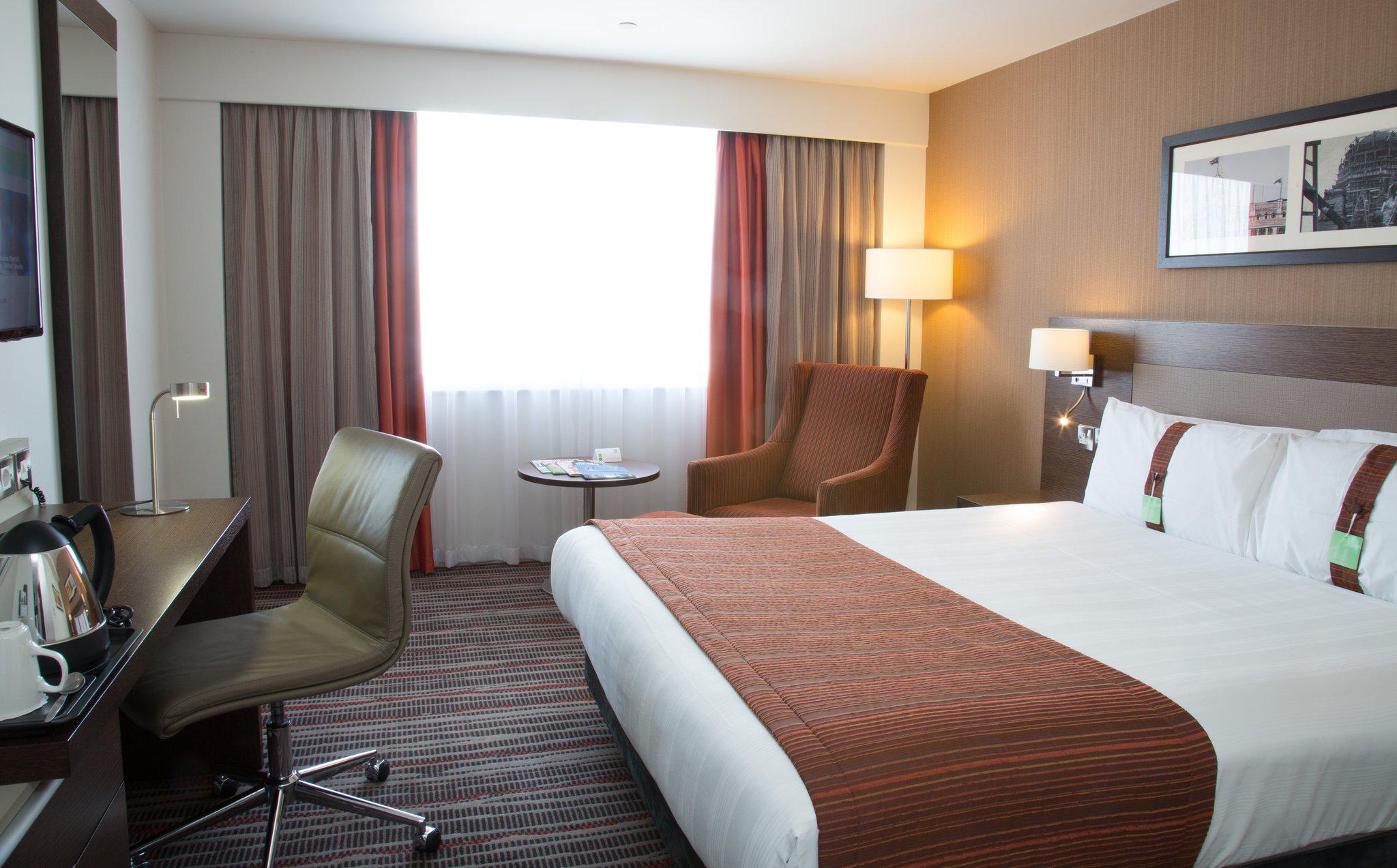 Images Holiday Inn London - Wembley, an IHG Hotel