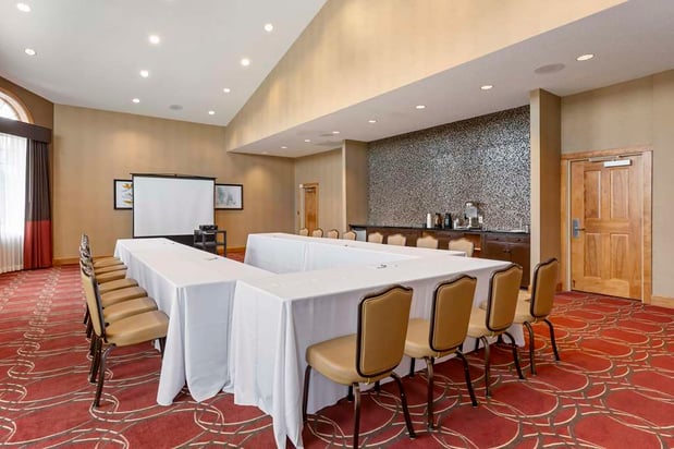 Images Best Western Plus Dutch Haus Inn and Suites