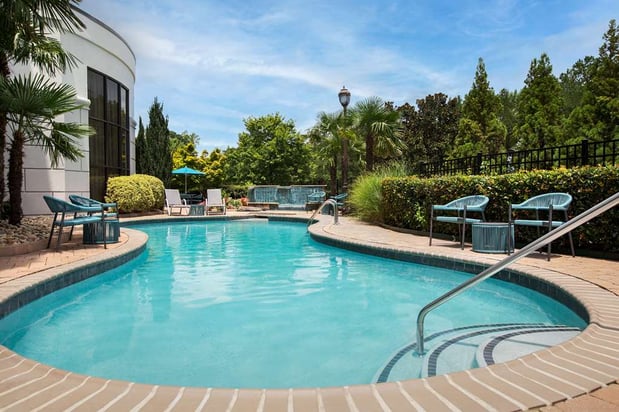 Images Hampton Inn & Suites ATL-Six Flags