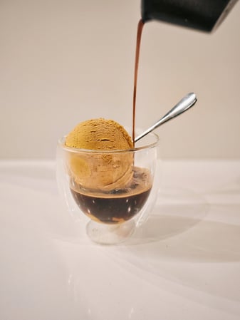 Images V Gelato & Cafe