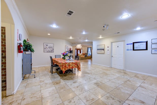 Images Forest Cottage Senior Care
