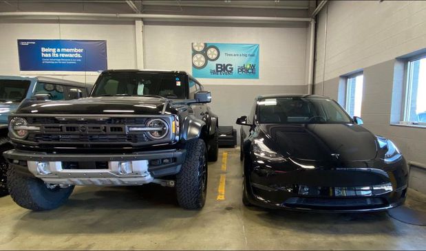 Images Currie Motors Ford of Frankfort