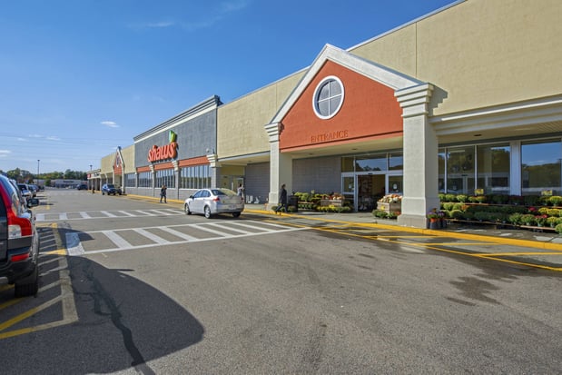 Images Shaw's Plaza Raynham