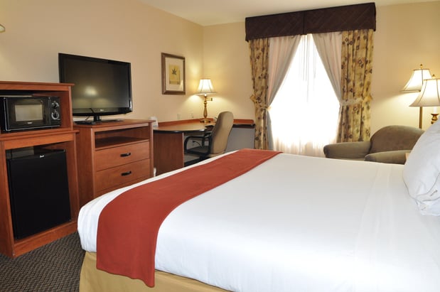 Images Holiday Inn Express Las Vegas-Nellis by IHG