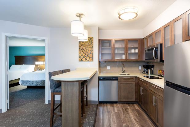 Images Staybridge Suites Fort Lauderdale Airport - West by IHG