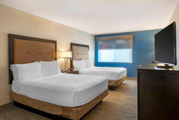 Images Holiday Inn Express Colton-Riverside North, an IHG Hotel
