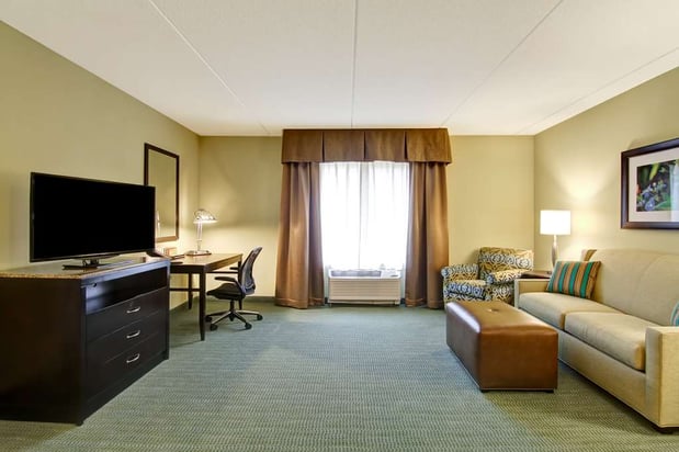 Images Hilton Garden Inn Woodbridge