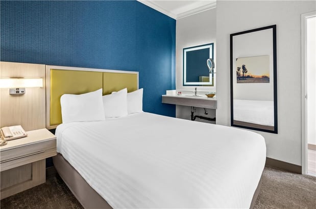Images SureStay by Best Western Santa Monica