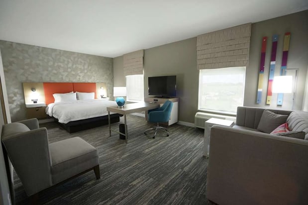 Images Hampton Inn & Suites Oklahoma City/Quail Springs