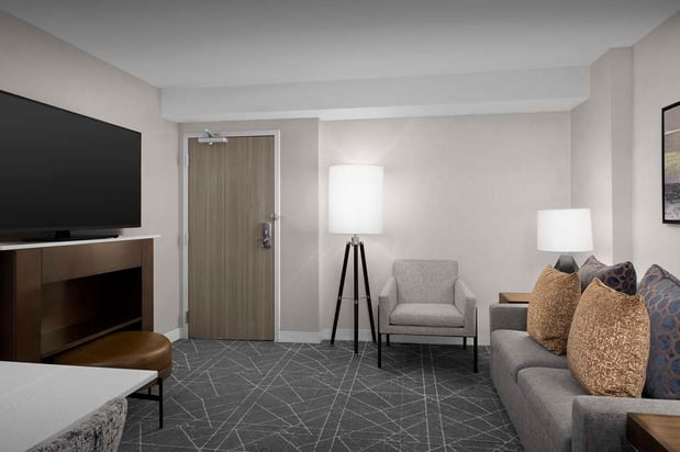 Images Embassy Suites by Hilton Atlanta Kennesaw Town Center