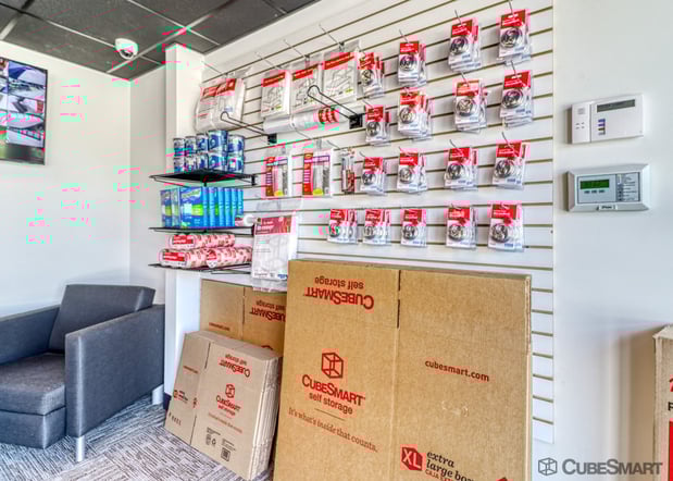 Images CubeSmart Self Storage