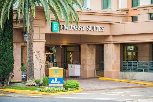 Images Embassy Suites by Hilton Sacramento Riverfront Promenade
