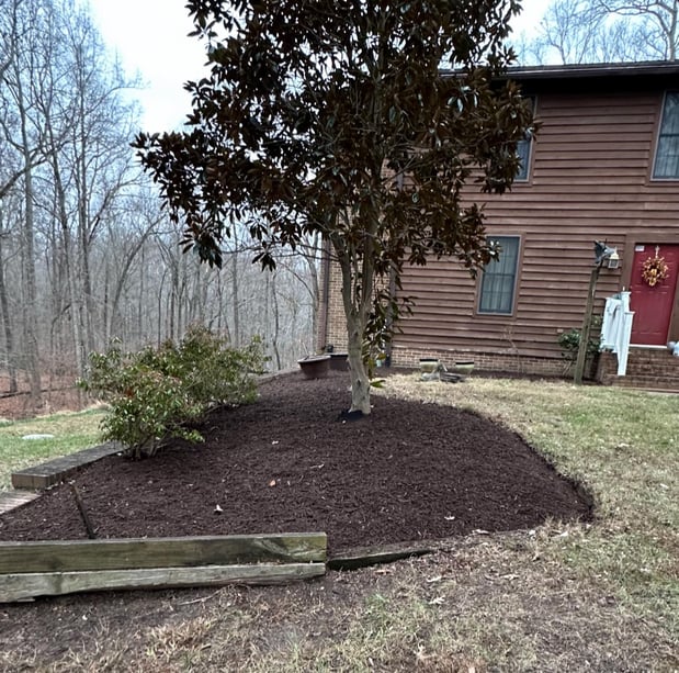 Images Grass Tech Lawn & Landscaping