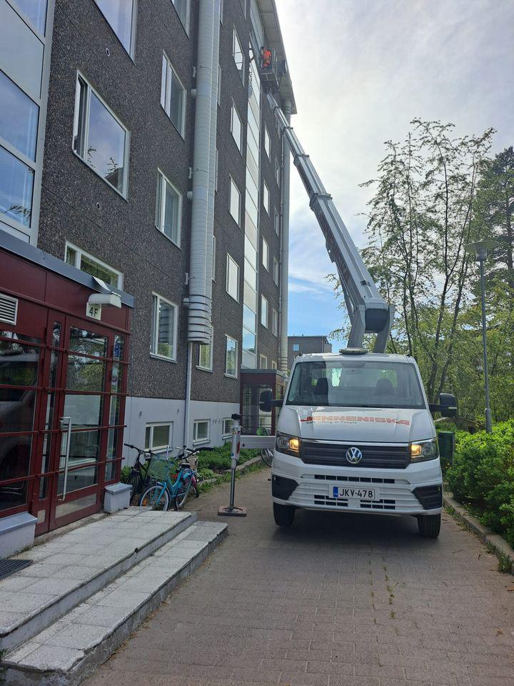 Images R2 Siivous Oy