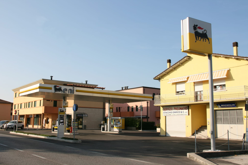 Images Eni Station di Stacchio Enrico & C.