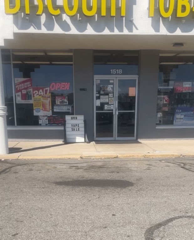 Images CoinFlip Bitcoin ATM - Smokers Host Discount Tobacco- Greenfield (Greenfield)