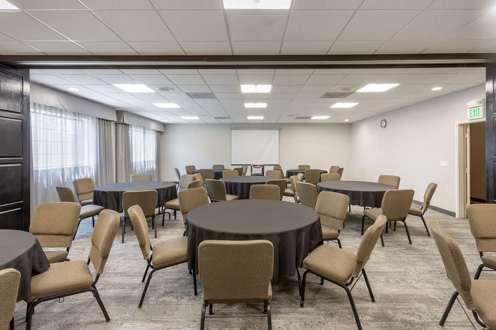 Best Western Plus CottonTree Inn