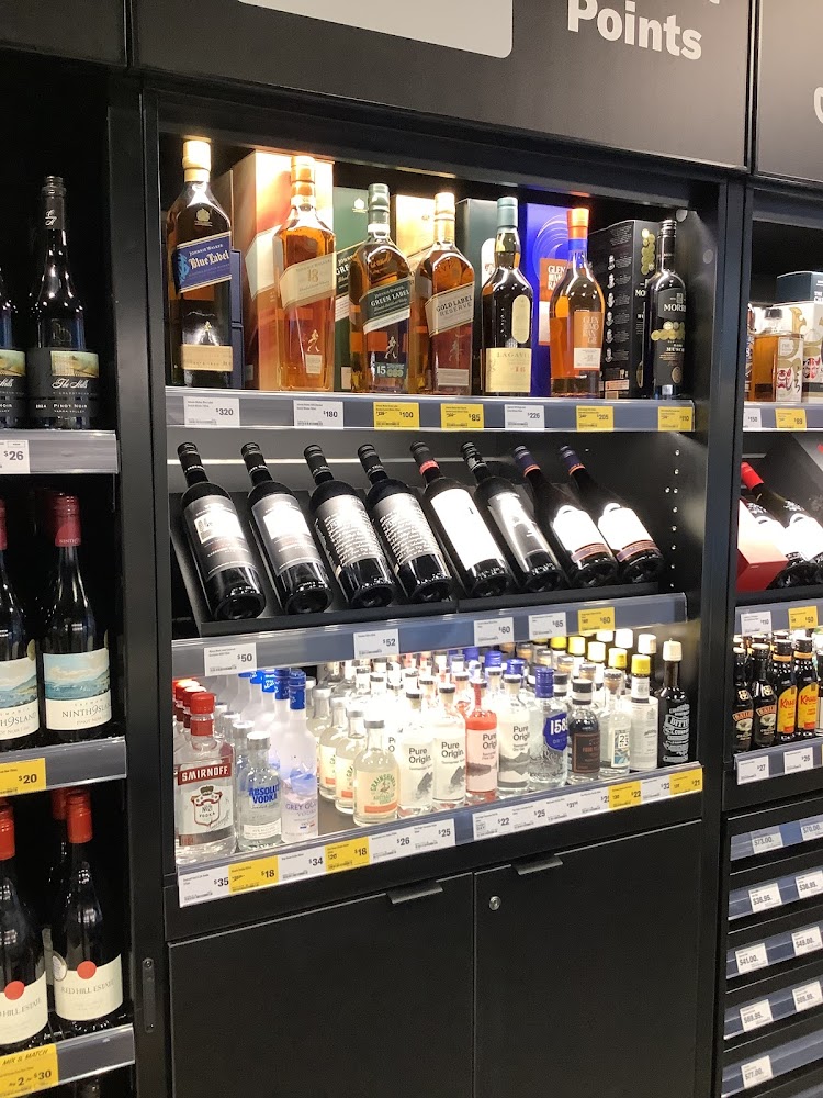 Images Liquorland Pallara