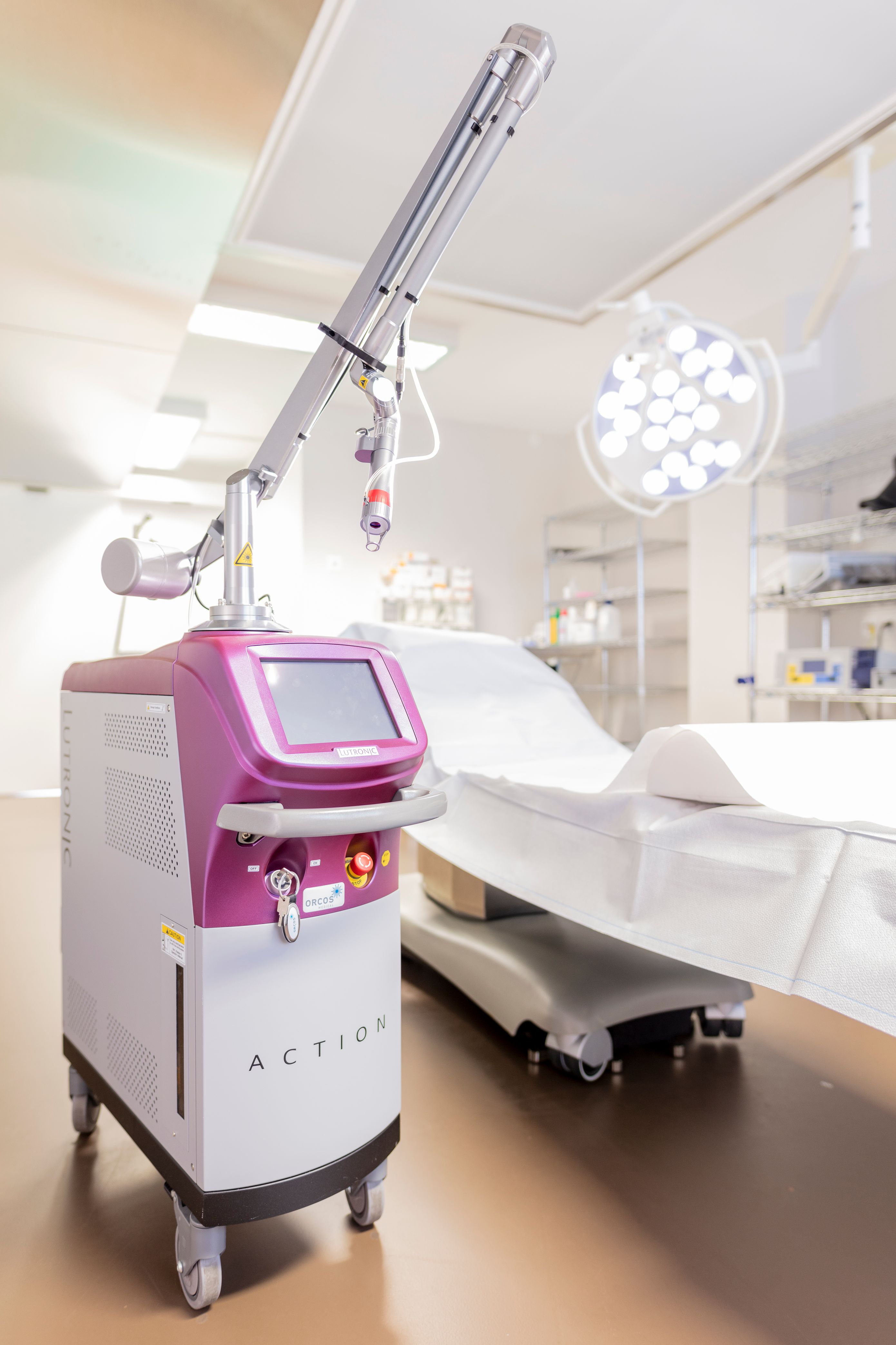 Bilder Dermis Hautklinik Bülach AG
