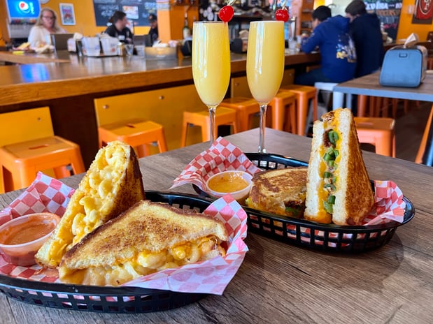 Images Cheesie's Pub & Grub - Garfield Ridge