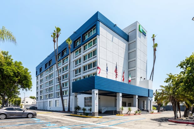 Images Holiday Inn Express Van Nuys by IHG