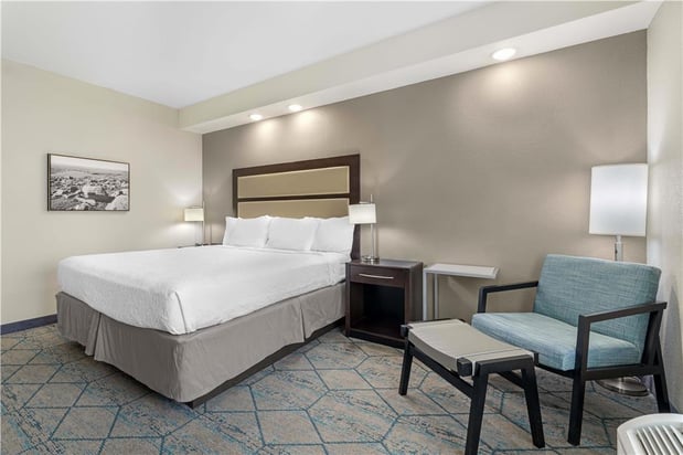 Images Best Western Plus McPherson