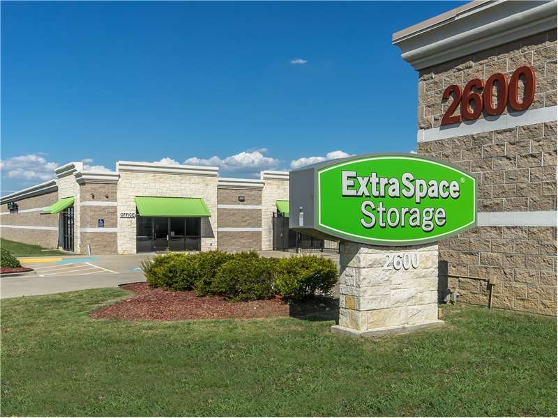 Beauty Image - Extra Space Storage at 2600 State Hwy 121, Lewisville, TX 75056