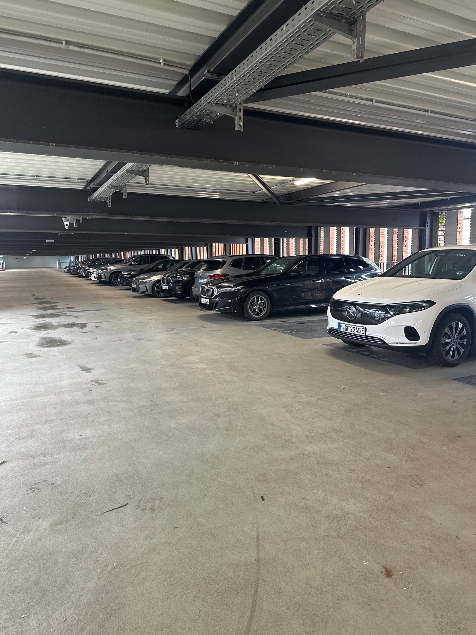 SIXT Autovermietung Wiesbaden Zentrum/Hauptbahnhof, Bahnhofsplatz 3, Lilien-Carre in Wiesbaden