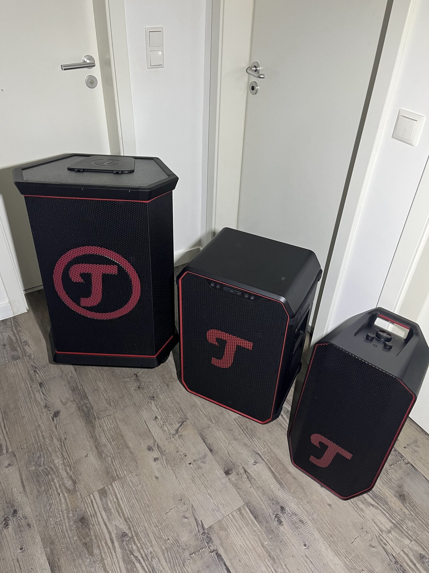 Bilder SOUNDBOKS  JBL Partybox Verleih - Lautsprecher mieten in Hamburg beim Eventservice Hamburg - der Partyverleih