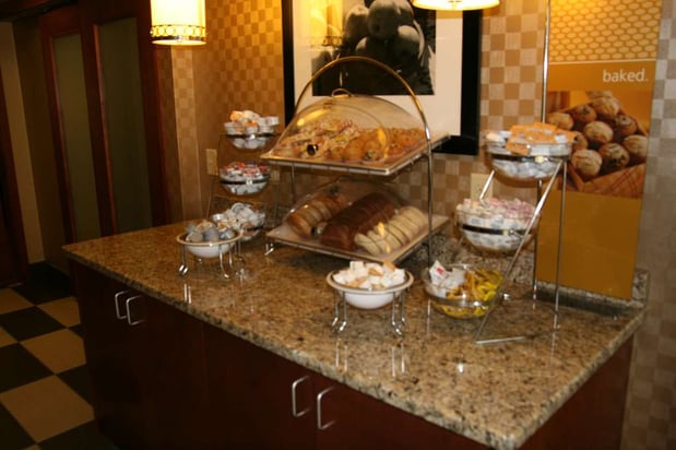 Images Hampton Inn Hillsville