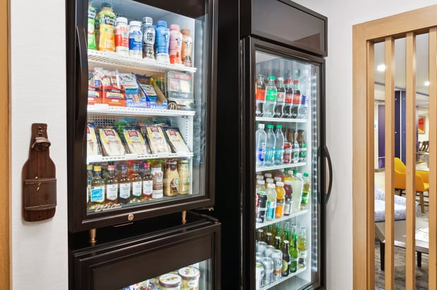 Images Holiday Inn Express Cleveland Airport - Brook Park by IHG