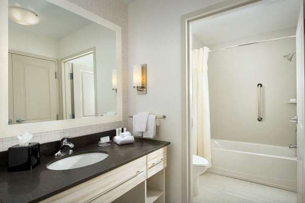 Images Homewood Suites by Hilton Miami Downtown/Brickell