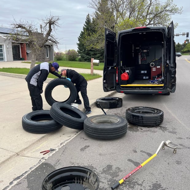 Images SJ Tire Company