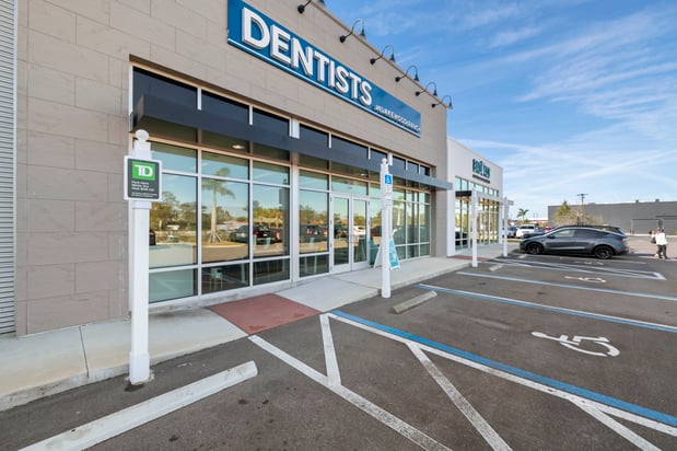 Images Dentists at Lakewood Ranch