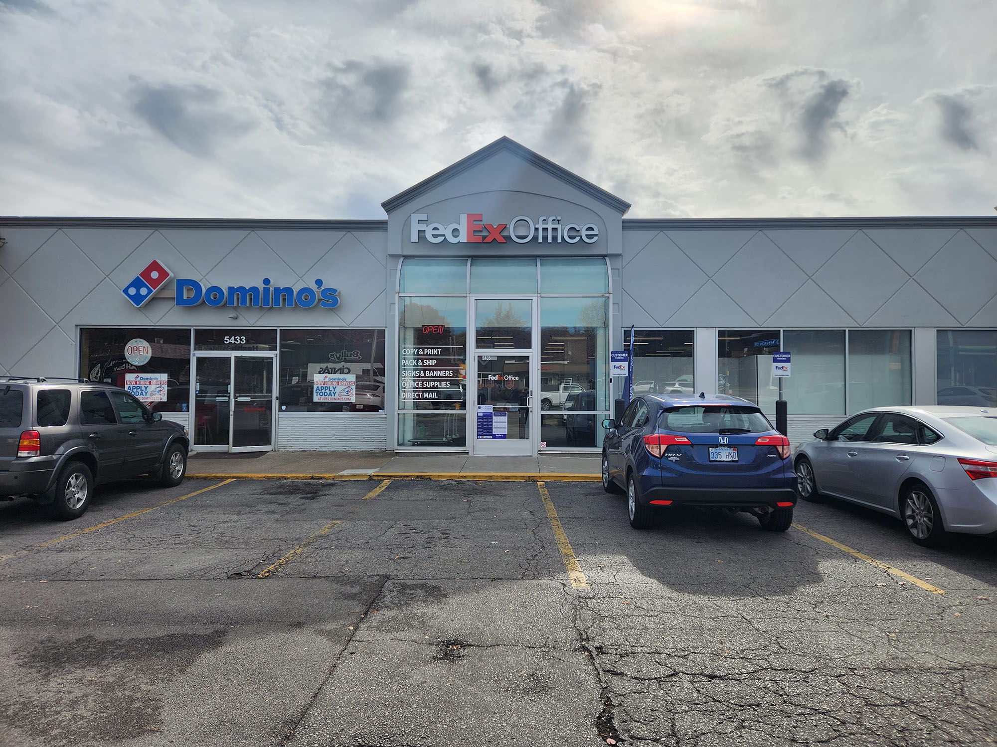 FedEx Office Print & Ship Center Image