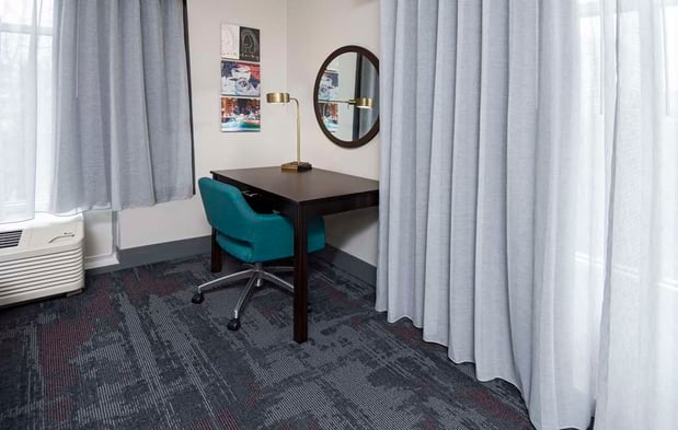 Images Hampton Inn & Suites Raleigh Downtown