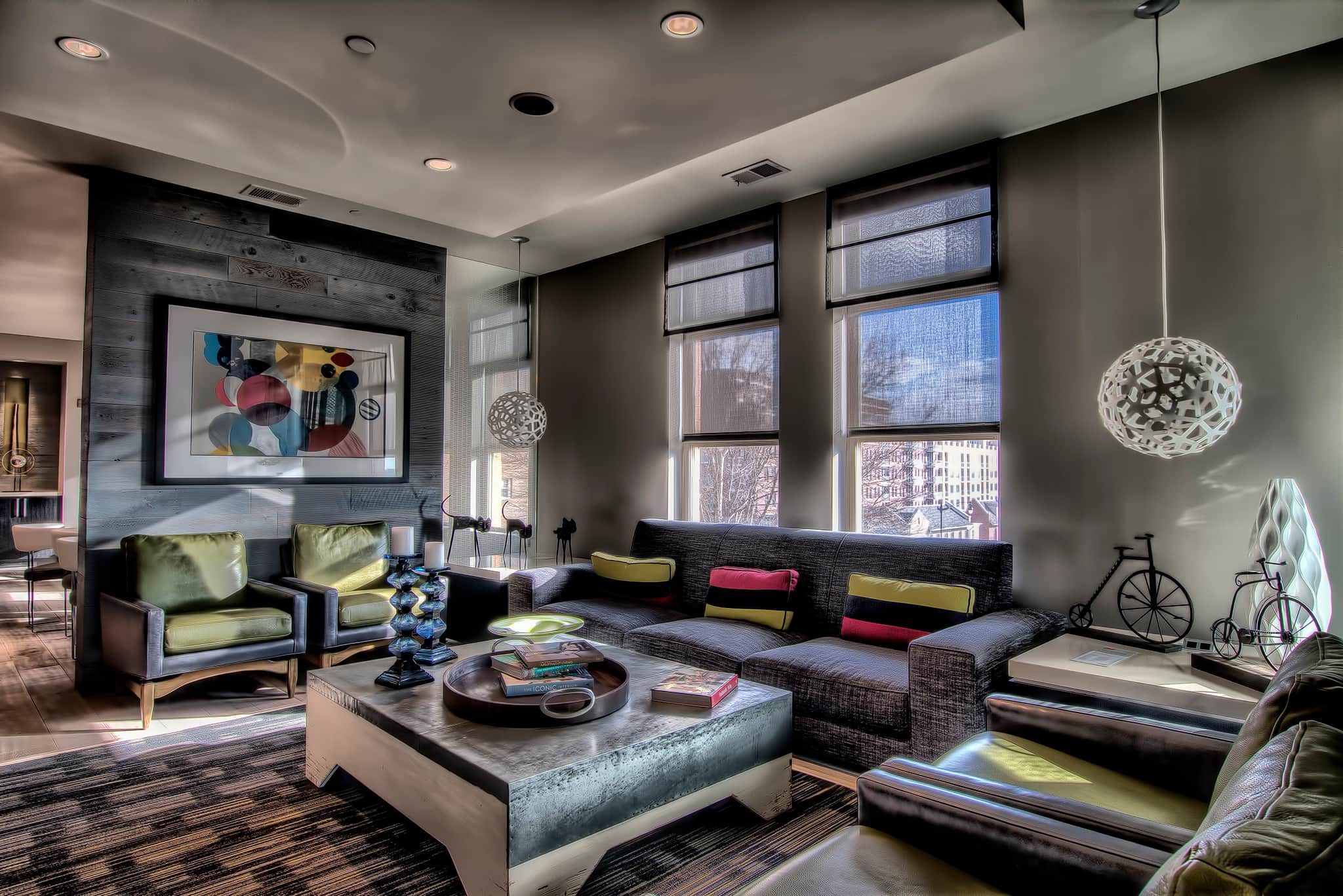 The Swift Petworth Metro | Clubroom