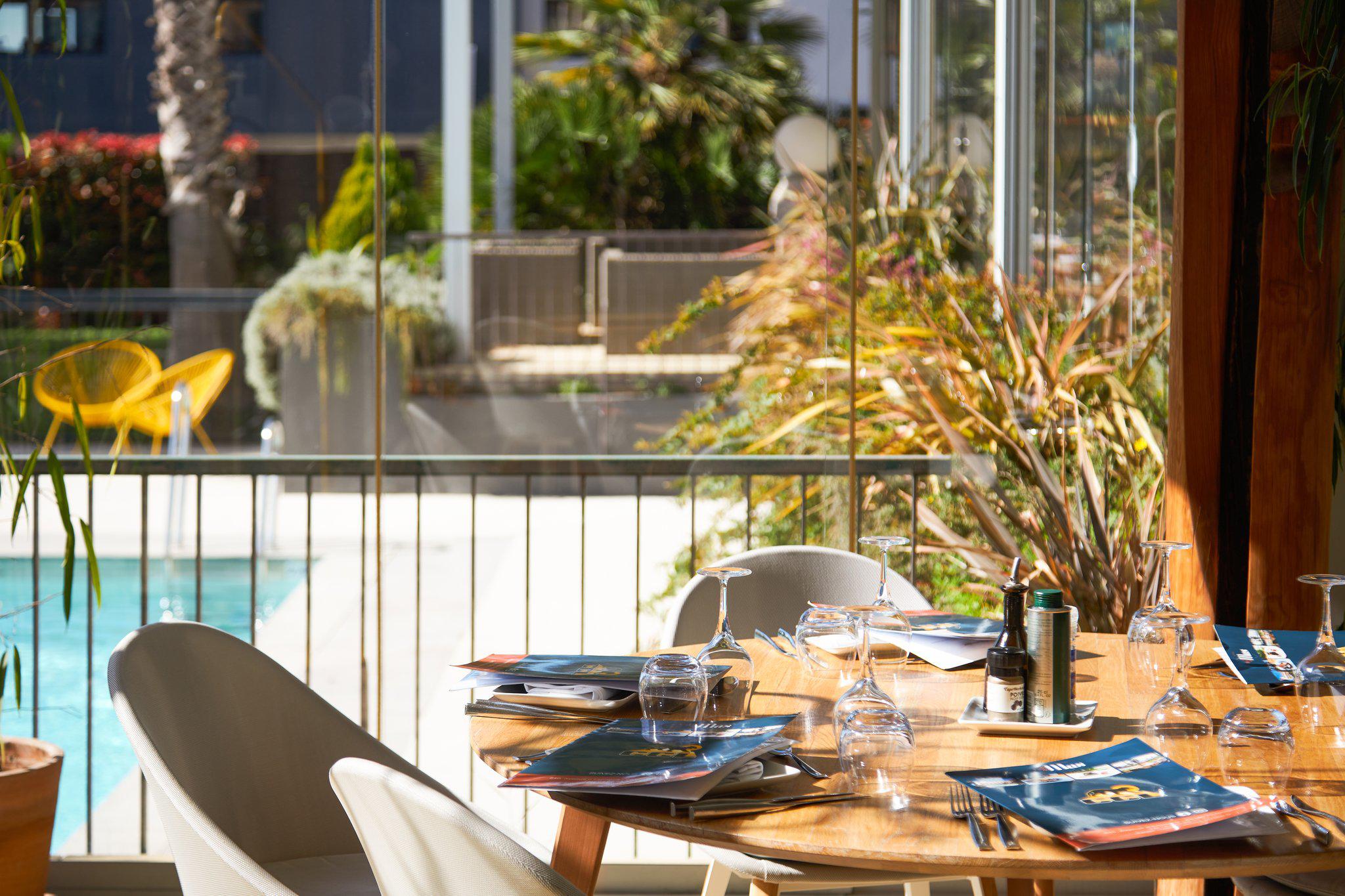 Images Holiday Inn Perpignan by IHG