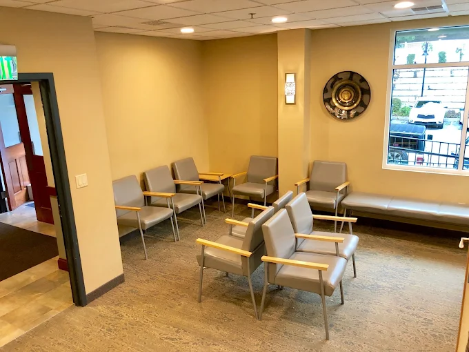 Images Precision Eye & Laser - Dr. Steinberg MD