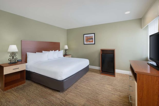 Images Best Western Red Hills