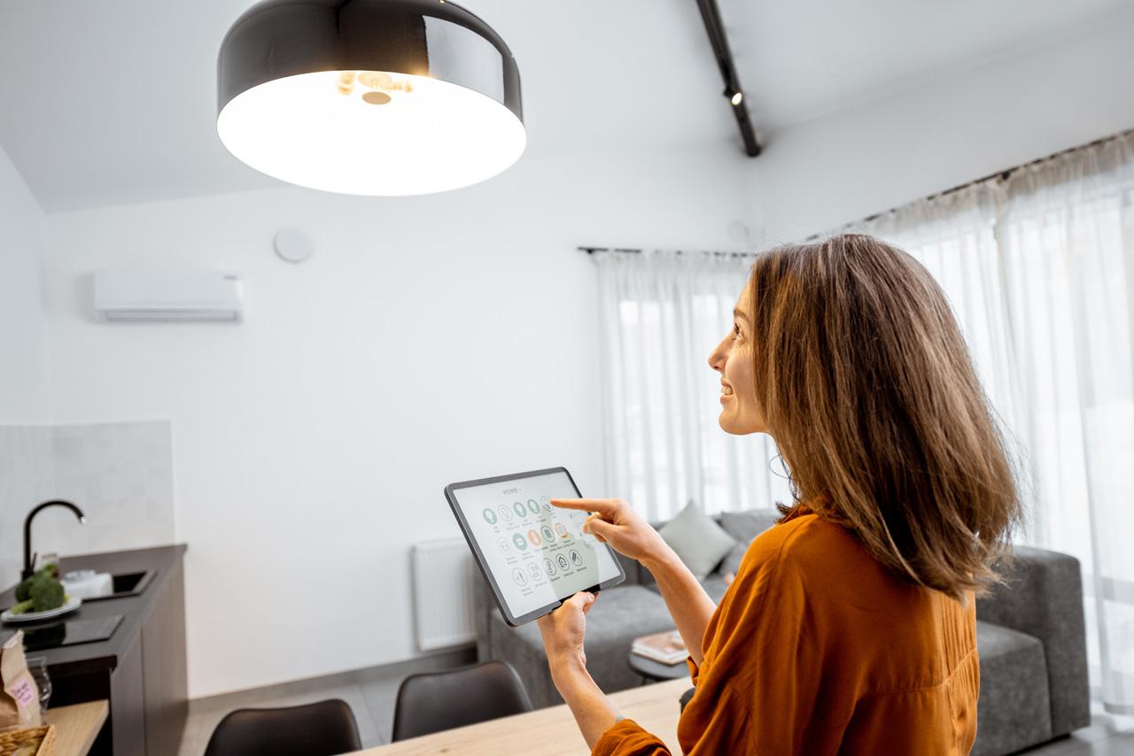 Upgrade to smart lighting systems in Ogden with Ambiance. Our cutting-edge technology ensures convenience, energy savings, and a modern aesthetic.