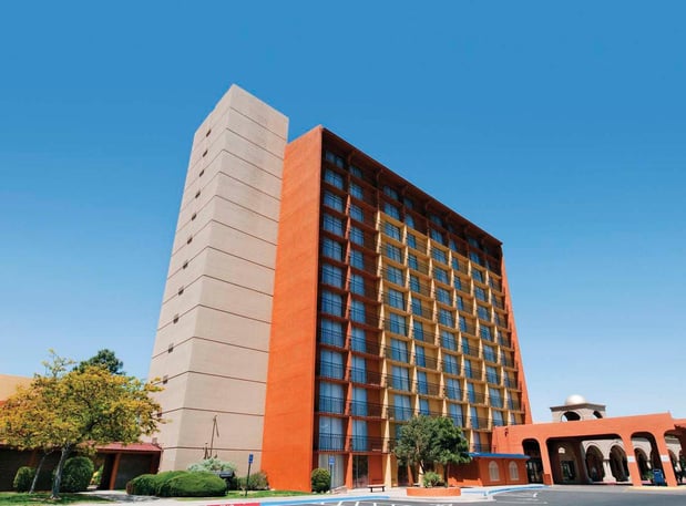 Images Crowne Plaza Albuquerque by IHG